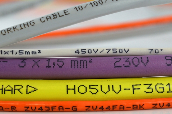 Černý inkoust rychleschnoucí na PVC kabely 70000-00120