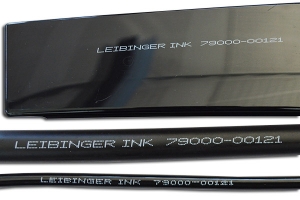 Bílý pigmentovaný inkoust pro automobilový průmysl 79000-00121